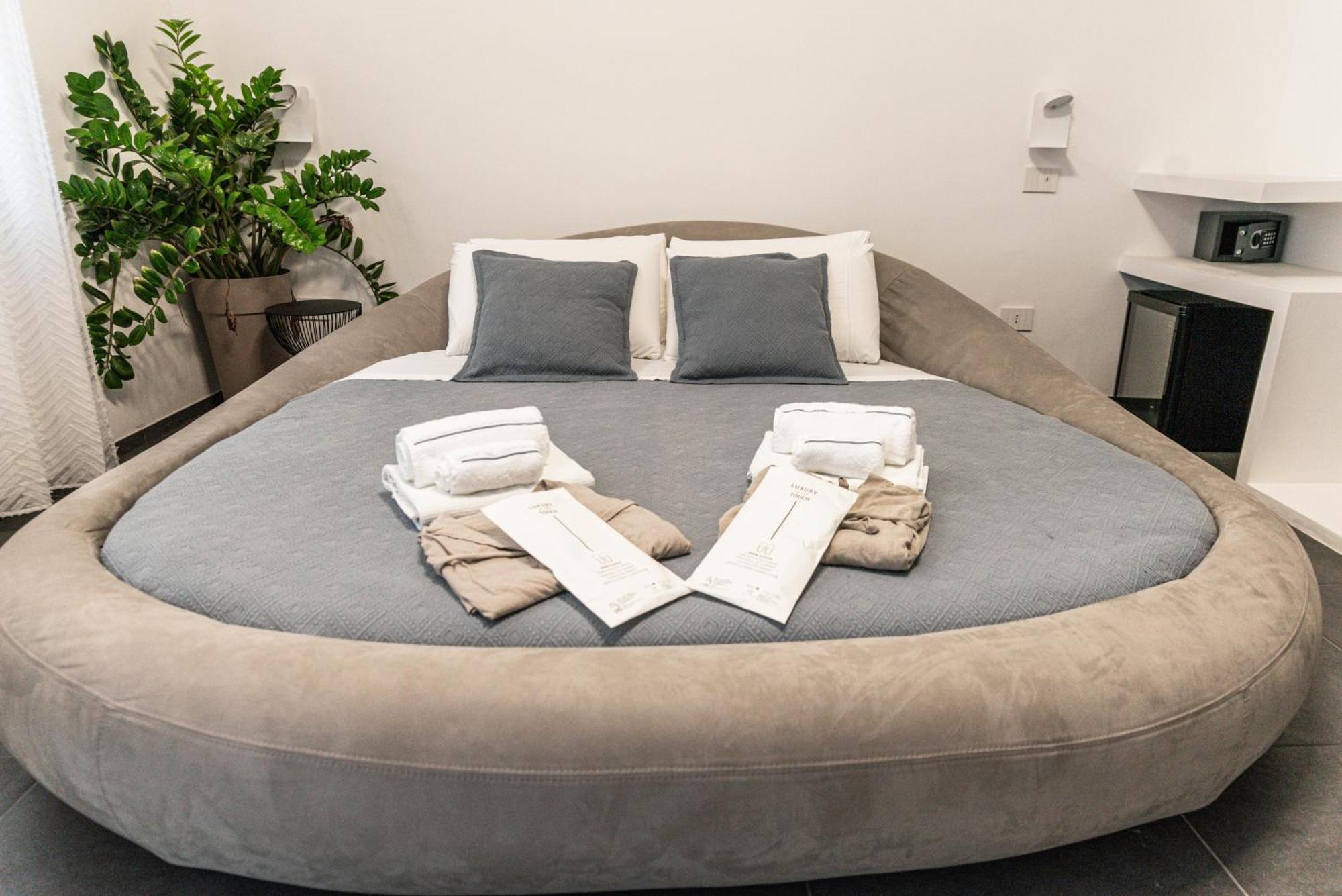 Luxury B&B Euphorbia Acireale Εξωτερικό φωτογραφία